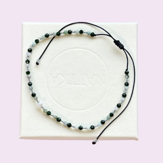 Jemný zelený minerální náramek 